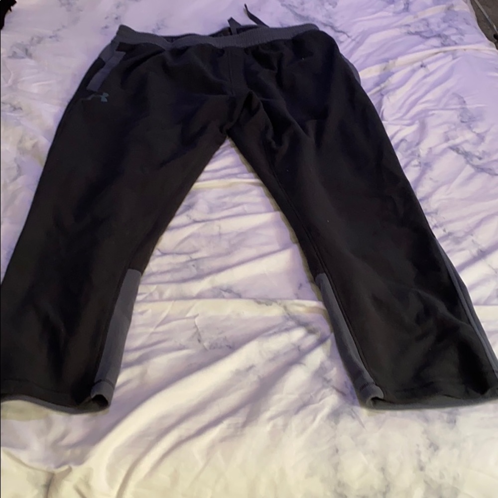Under Armour men’s sweatpants